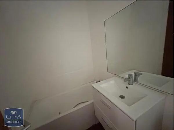 Appartement à louer 1 pièce 20.96m² Les Pennes-Mirabeau (13170)