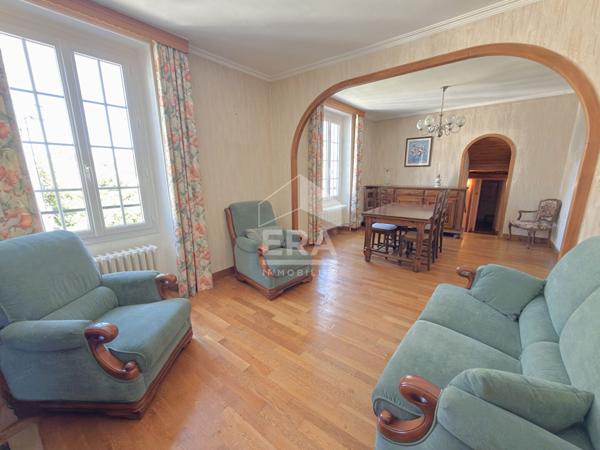Maison divisée en 2 logements indépendants à Mormant