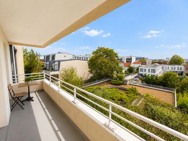 Nanterre La Boule - Studio avec balcon, cave et parking