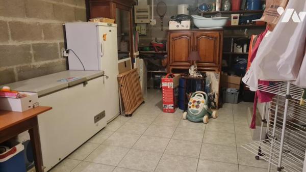 MAISON - A VENDRE - MONTOIRE/ LOIR ( 41800)