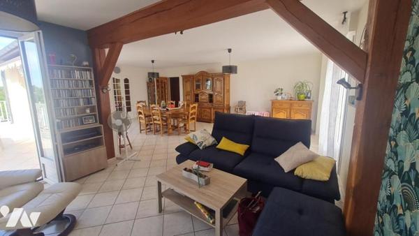 MAISON - A VENDRE - MONTOIRE/ LOIR ( 41800)