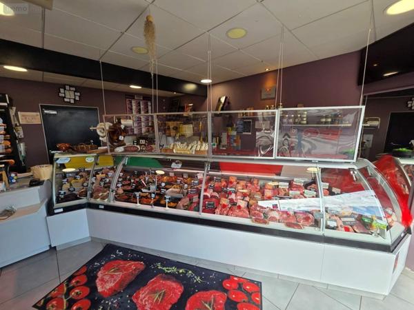 Local mixte (Professionnel/Habitation) à vendre à Lamballe-Armor dans les Côtes-d'Armor (22400), ref : 025/2586   
Saint-Martin