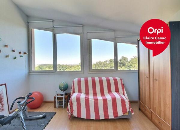 Maison à vendre    5 pièces •  Lagarrigue