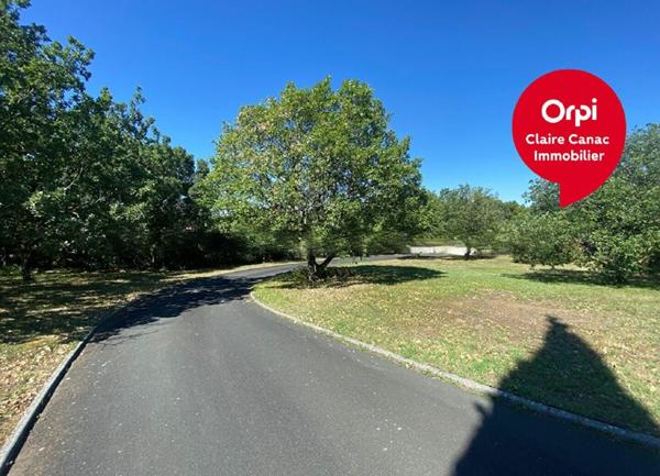 Maison à vendre    5 pièces •  Lagarrigue