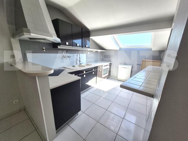 Appartement 2 pièce(s) 64 m2