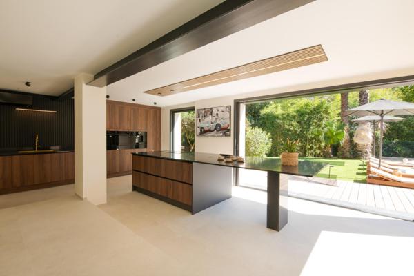 Maison à vendre  5 pièces - 140 m2 LA CROIX VALMER - 83