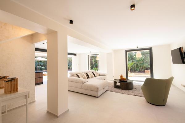 Maison à vendre  5 pièces - 140 m2 LA CROIX VALMER - 83