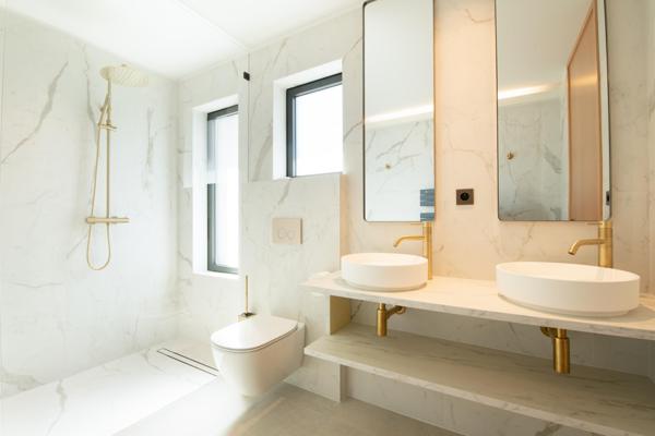 Maison à vendre  5 pièces - 140 m2 LA CROIX VALMER - 83