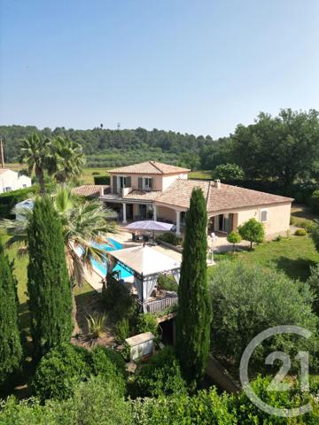 Maison à vendre  6 pièces - 182 m2 BAGNOLS EN FORET - 83