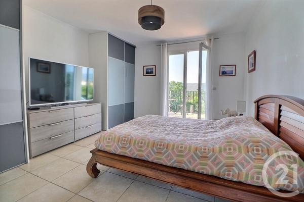 Maison à vendre  6 pièces - 182 m2 BAGNOLS EN FORET - 83