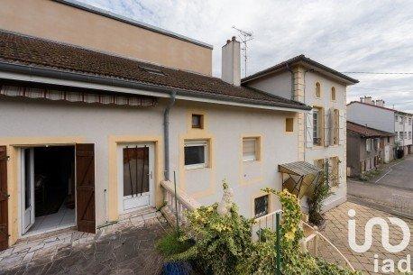 Maison à vendre 8 pièces 220 m² Corny-sur-Moselle