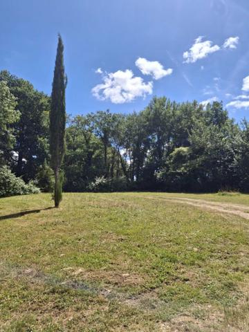 FERMETTE ISOLEE AVEC 7 HECTARES ET PISCINE