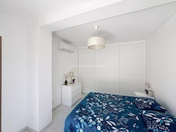 Vente                                                      Appartement
                        
                     2 pièces                      49 m2                     à Calvi