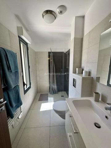 Vente                                                      Appartement
                        
                     2 pièces                      49 m2                     à Calvi