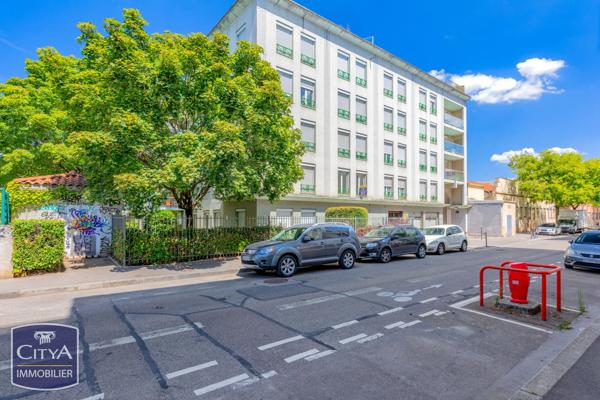 Parking à vendre 13m² Lyon 8e Arrondissement (69008)