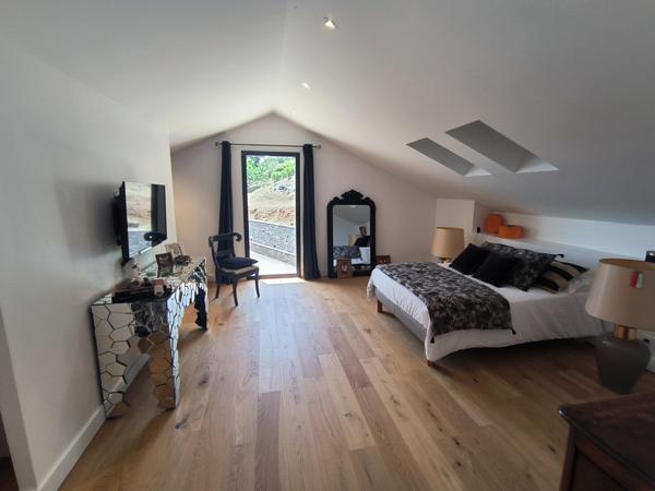 Cervione (20221) Maison de prestige T4 de 400m2 - Magnifique Vue mer