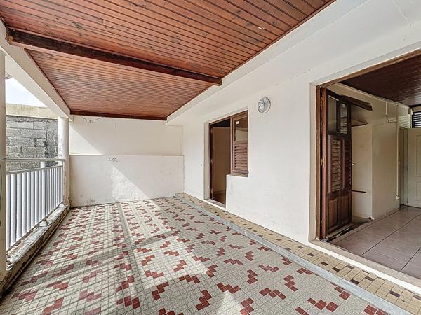 Achat maison Fort-de-France - 4 pièce(s) - 1056 m² - 170 000 €