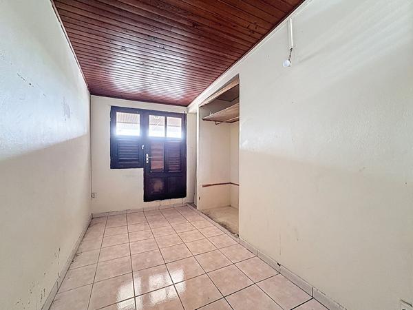 Achat maison Fort-de-France - 4 pièce(s) - 1056 m² - 170 000 €