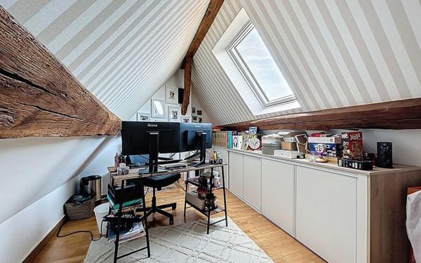 Maison à vendre    4 pièces • 118,72 m2 Marolles-en-Brie