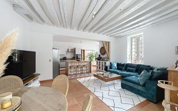 Maison à vendre    4 pièces • 118,72 m2 Marolles-en-Brie