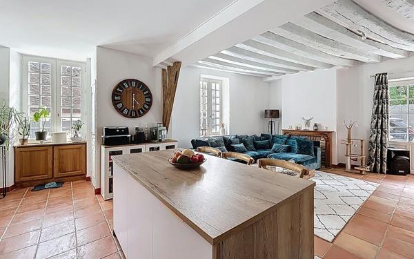 Maison à vendre    4 pièces • 118,72 m2 Marolles-en-Brie