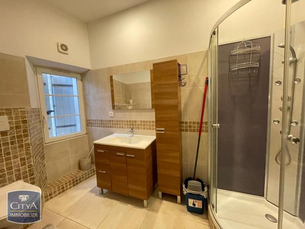 Location appartement L'Isle-sur-la-Sorgue (84800) 1 pièce 33.04m²