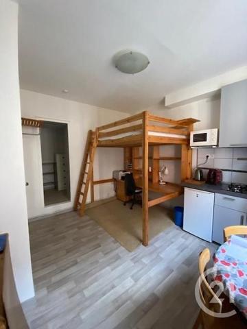 Immeuble à vendre  60 m2 HELLEMMES LILLE - 59