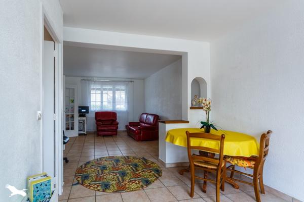 Maison à vendre 355 232 € Chassieu 4 p 76 m² DPE E