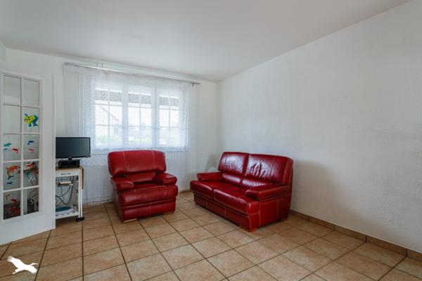 Maison à vendre 355 232 € Chassieu 4 p 76 m² DPE E