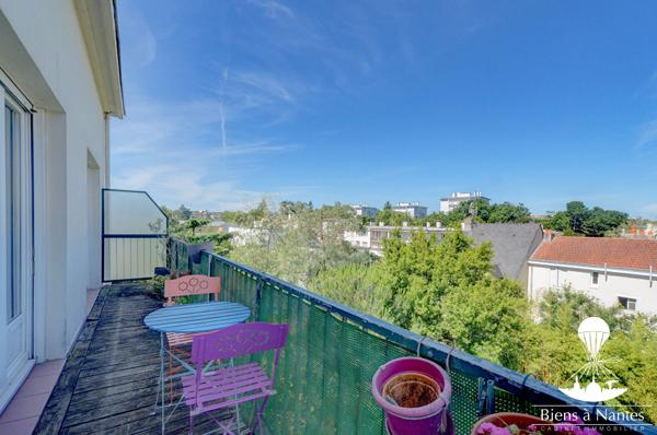 A vendre T4 Nantes Canclaux avec balcon, ascenseur et box , Nantes A vendre T4 Nantes Canclaux avec balcon, ascenseur et box , Nantes