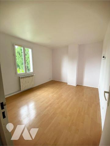 BELLE MAISON FAMILIALE