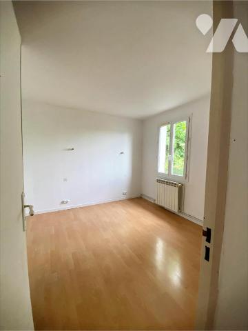 BELLE MAISON FAMILIALE