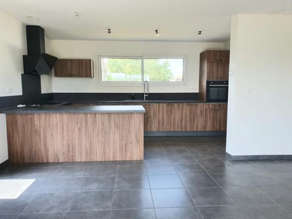 RARE , PERIGUEUX , maison contemporaine 4 chambres