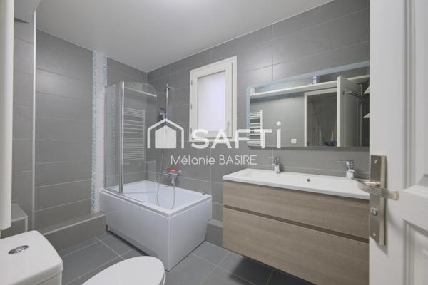 Maison de ville avec terrasses