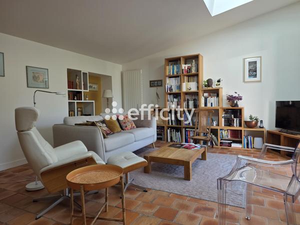 Maison
         4 pièces
        - 104 m²