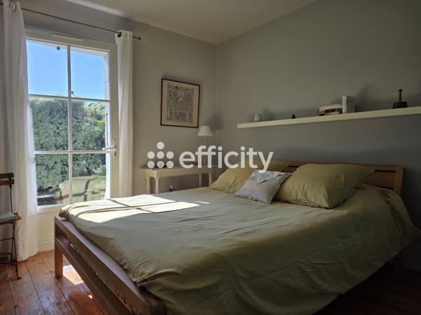 Maison
         4 pièces
        - 104 m²