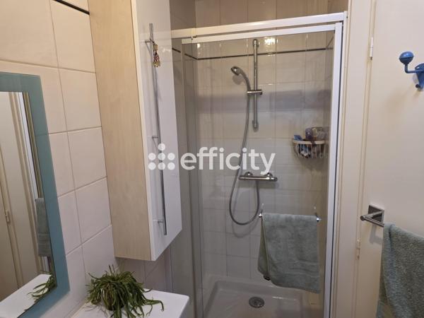Maison
         4 pièces
        - 104 m²