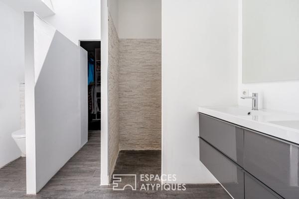 Maison en pierres dorées et sa vue imprenable