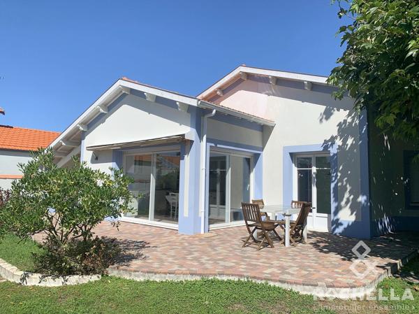 Maison de plain-pied de 150m2, 4 chambres, un bureau, jardin, garage à Chatelaillon-plage.