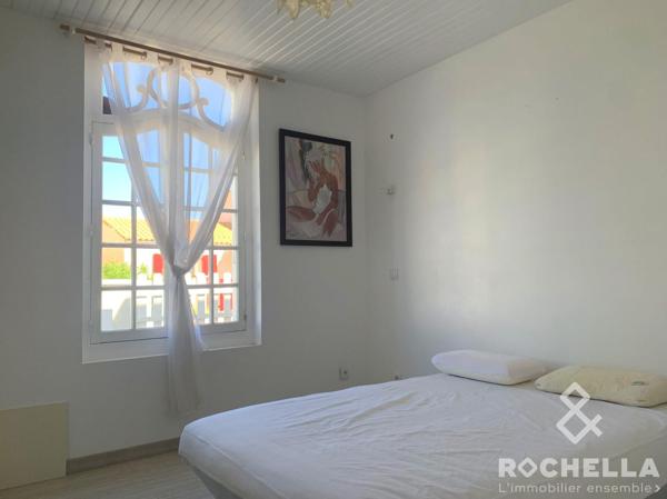 Maison de plain-pied de 150m2, 4 chambres, un bureau, jardin, garage à Chatelaillon-plage.