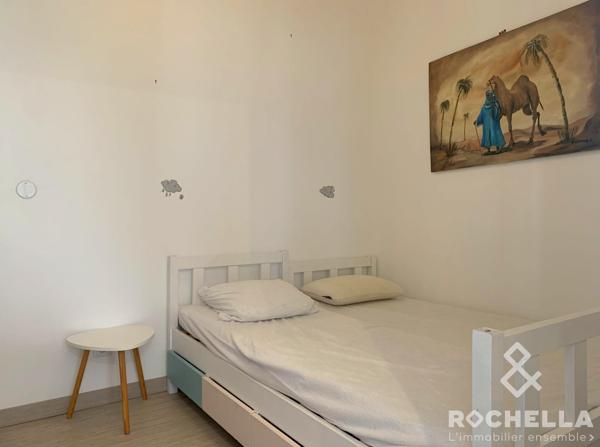 Maison de plain-pied de 150m2, 4 chambres, un bureau, jardin, garage à Chatelaillon-plage.