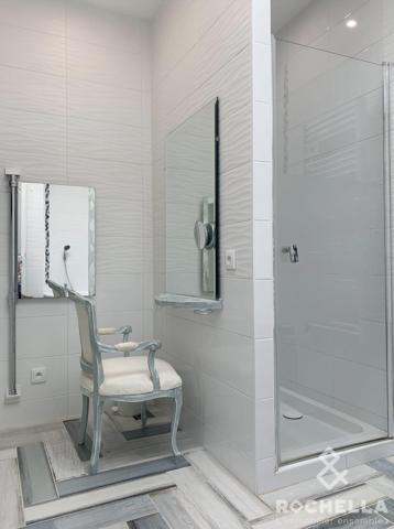 Maison de plain-pied de 150m2, 4 chambres, un bureau, jardin, garage à Chatelaillon-plage.