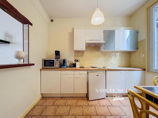 Atypique, spacieux, lumineux.