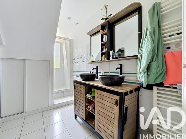 Location appartement 3 pièces 73 m² Rueil-Malmaison