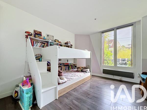 Location appartement 3 pièces 73 m² Rueil-Malmaison