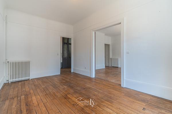 Appartement
         4 pièces
        - 116 m² Exclusivité 209 900 € *