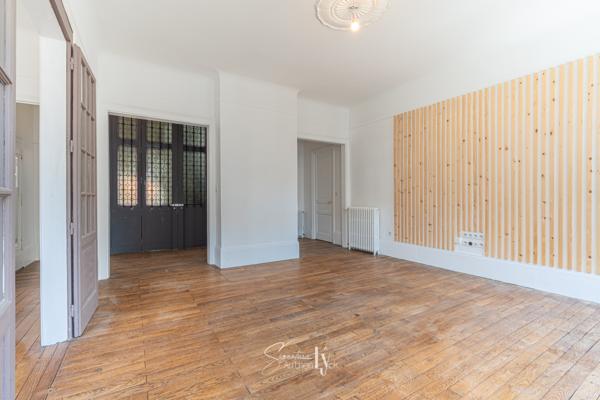 Appartement
         4 pièces
        - 116 m² Exclusivité 209 900 € *