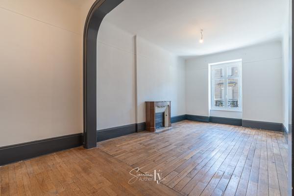 Appartement
         4 pièces
        - 116 m² Exclusivité 209 900 € *