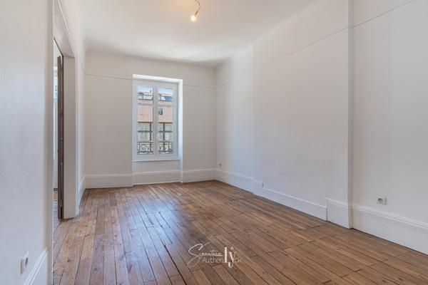 Appartement
         4 pièces
        - 116 m² Exclusivité 209 900 € *