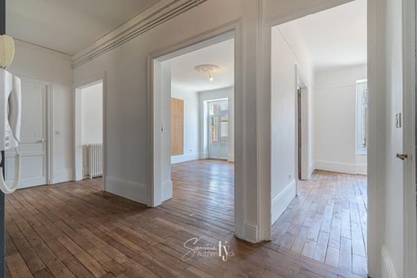 Appartement
         4 pièces
        - 116 m² Exclusivité 209 900 € *